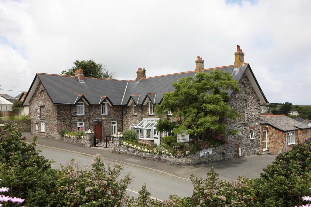The Old Coach House 호텔 보스캐슬 외부 사진